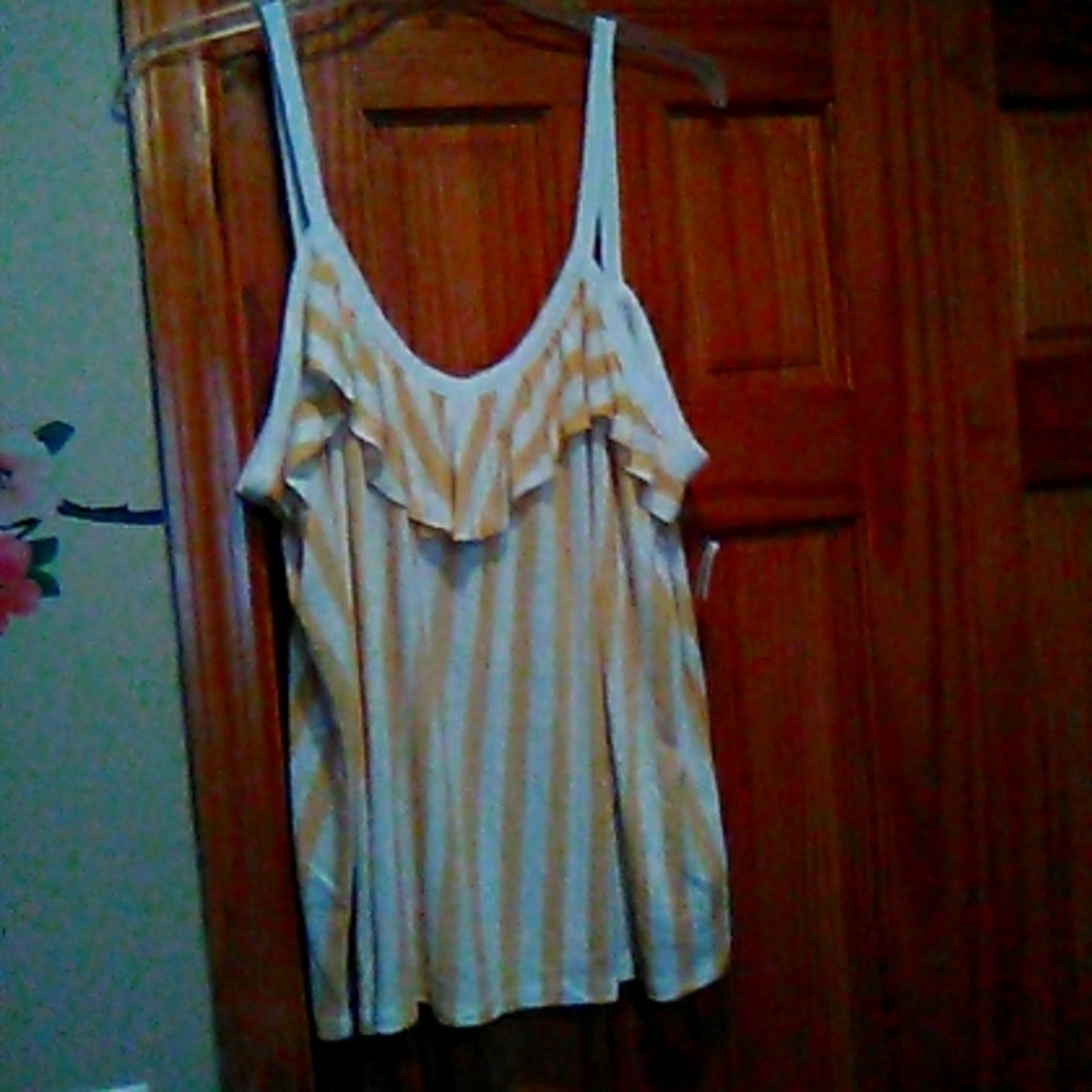 Flowy top
